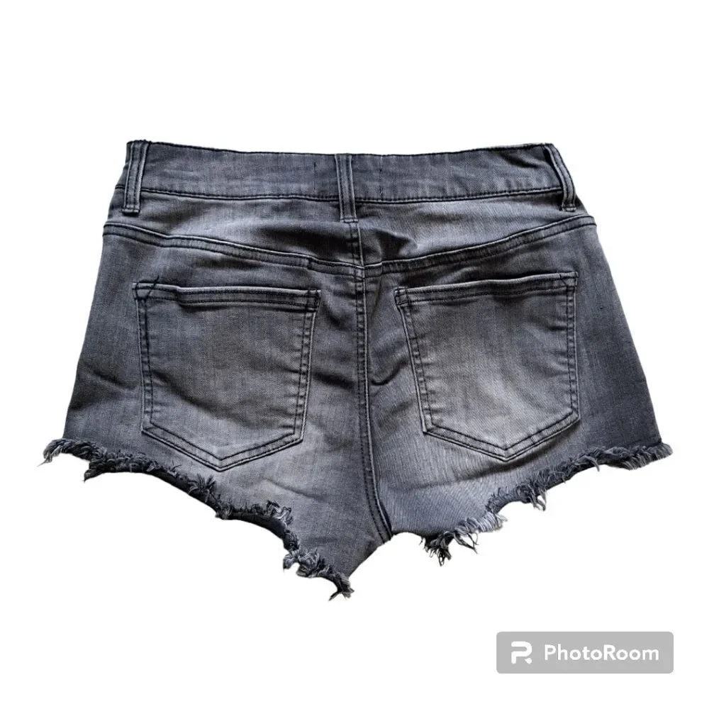 Altar'd State Distressed Henrix Raw Hem Rewash Black Summer Short Size 27